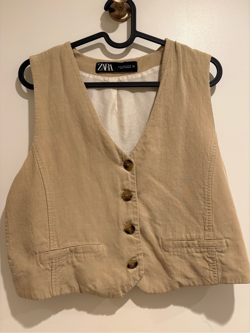 ZARA Beige Tan Button-Front Sleeveless Vest Size M